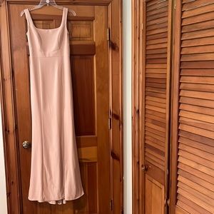 Bella bridesmaid dress size 6 extra length-new color fawn- Amsale